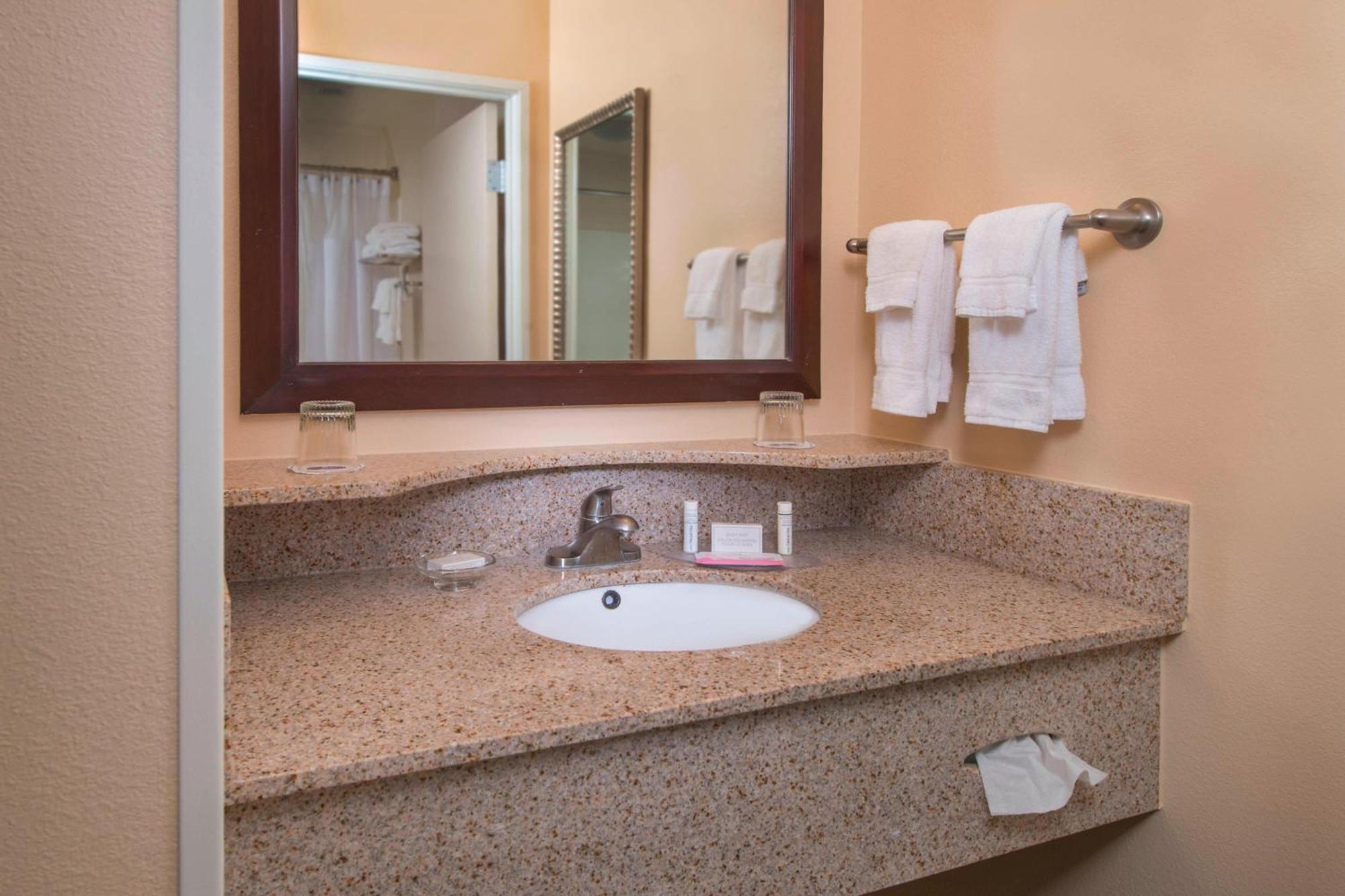Springhill Suites Prince Frederick Eksteriør billede